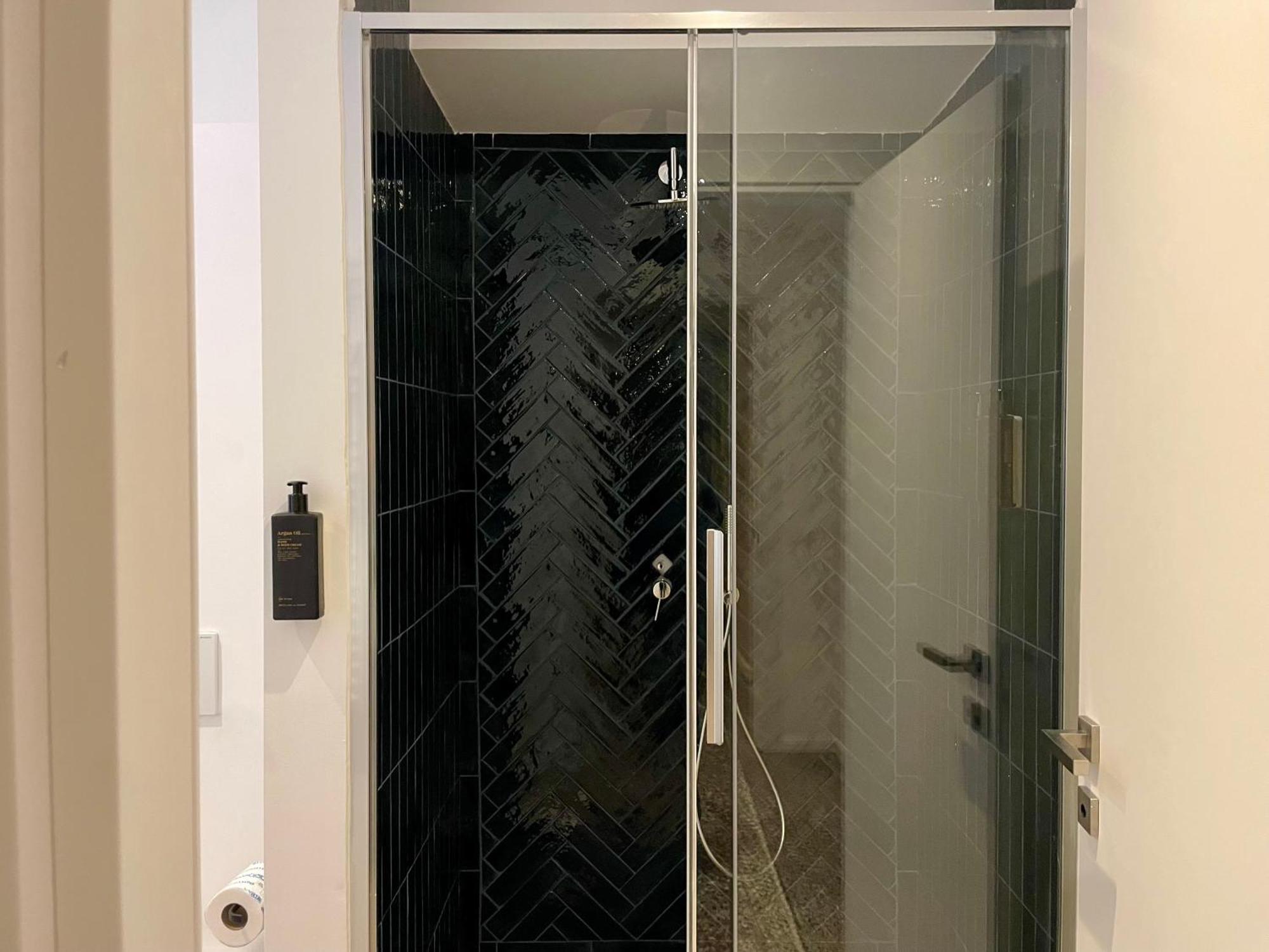 ג'נובה Relstay - Assarotti Suites מראה חיצוני תמונה